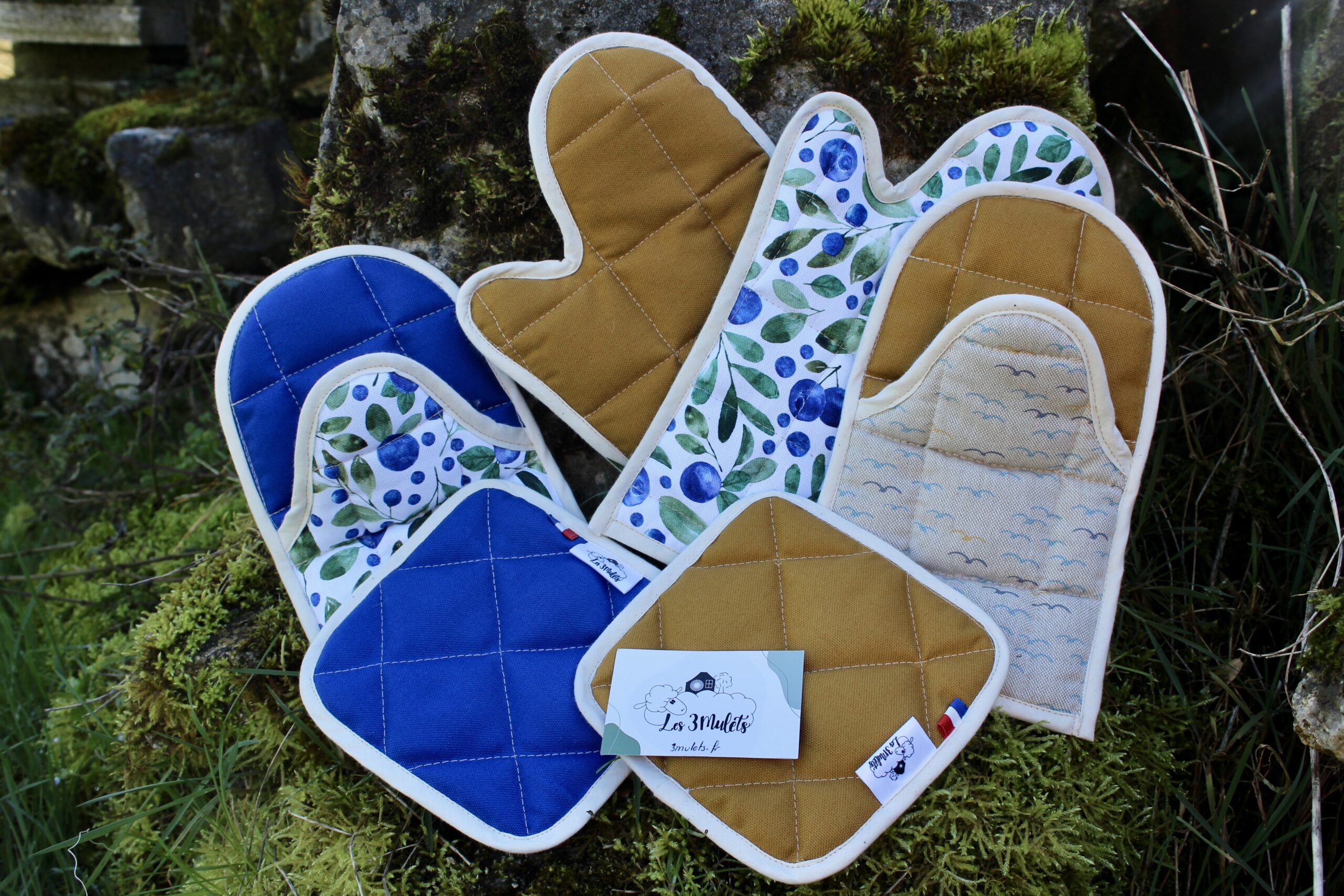 🧤 Paire de maniques : un gant + un carré